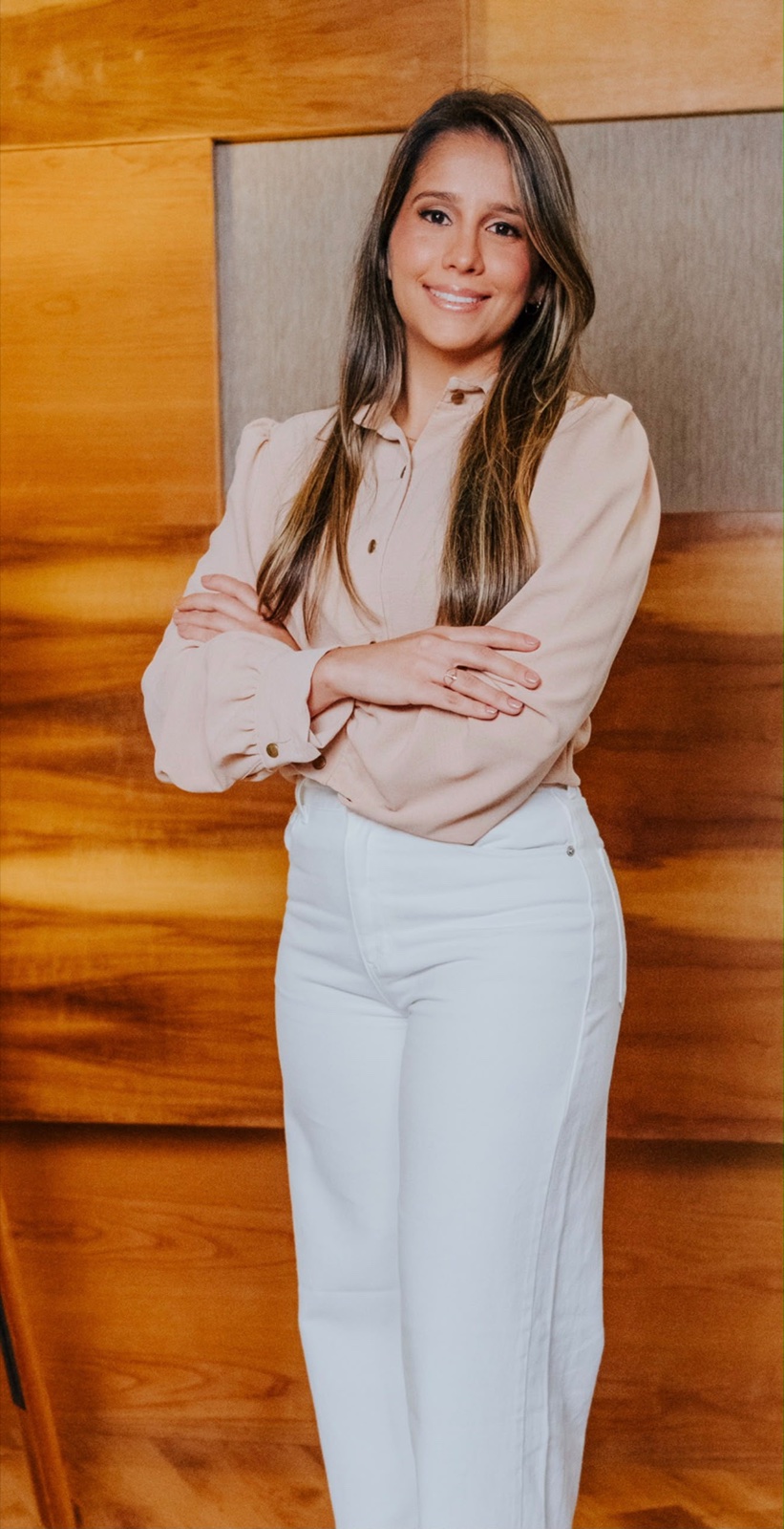Retrato da professora Bruna Ribeiro Gobbi